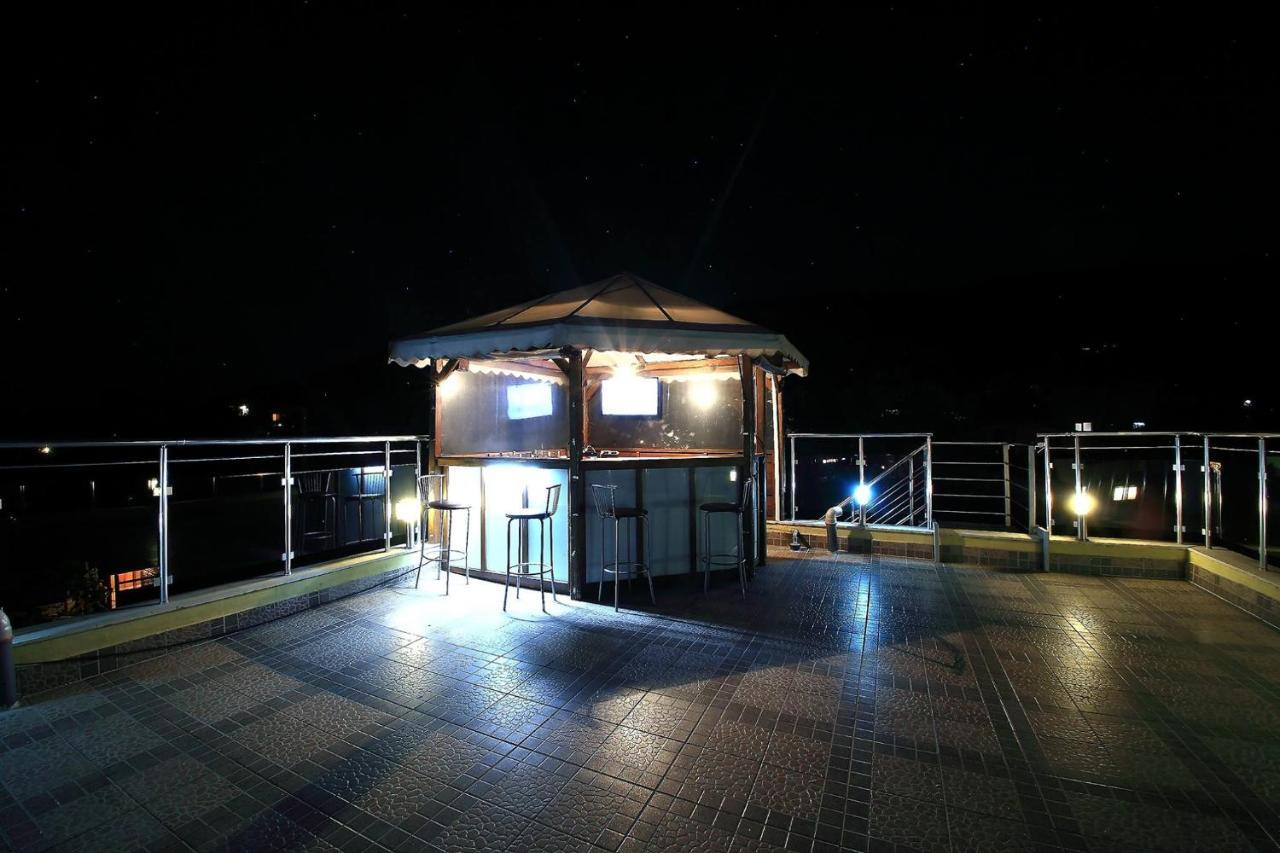 バルチクDeluxemaisonettes In Panoramic Roof Complexアパートメント エクステリア 写真